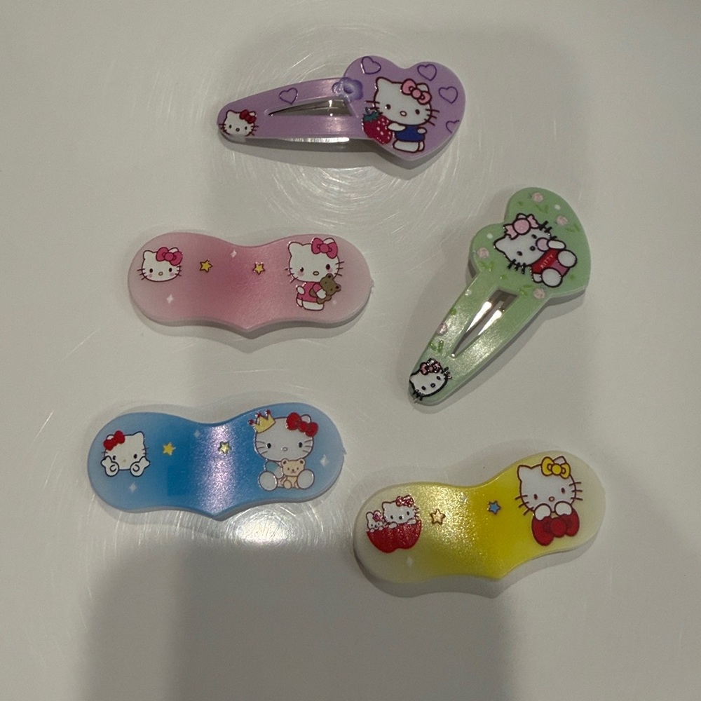 Hello Kitty Accessory Set NWT - Picture 10 of 12